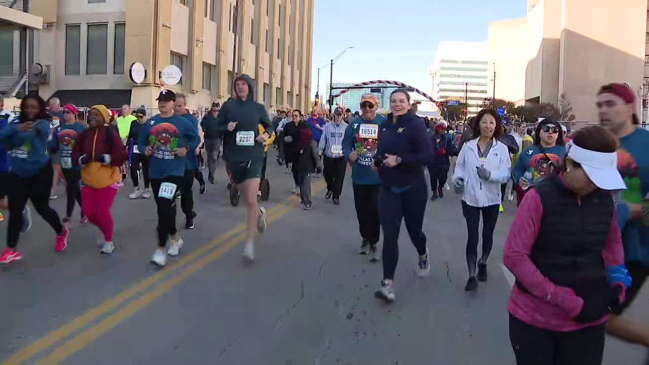 Thousands take part in Turkey Trots in Dallas, Fort Worth