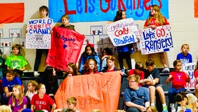 Aledo elementary school students celebrate World Series win for hometown champ Cody Bradford