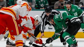 Coleman and Lindholm ignite 4-goal 3rd period for Flames in 7-4 win over Stars