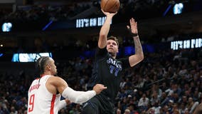 Doncic scores 41, Mavericks prevent Rockets from advancing with a 121-115 victory