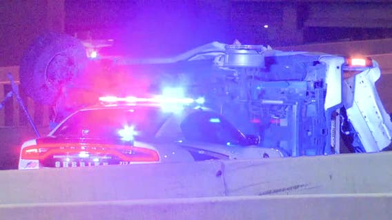 Early morning rollover crash in Dallas leaves one dead, shuts down part of I-35
