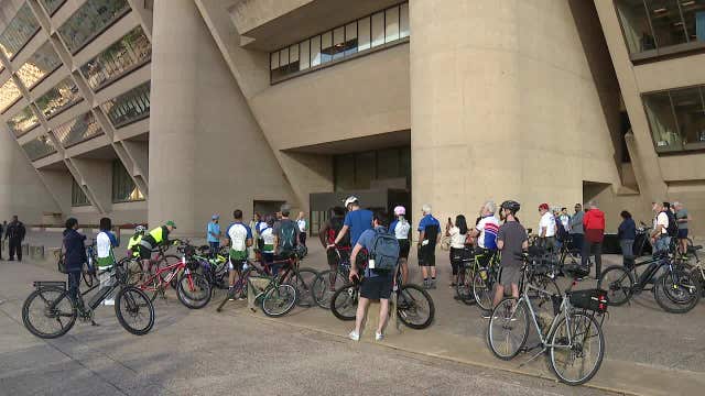 Dallas City Council members bike to city hall as they work on city's new bike plan