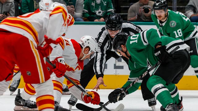 Coleman and Lindholm ignite 4-goal 3rd period for Flames in 7-4 win over Stars