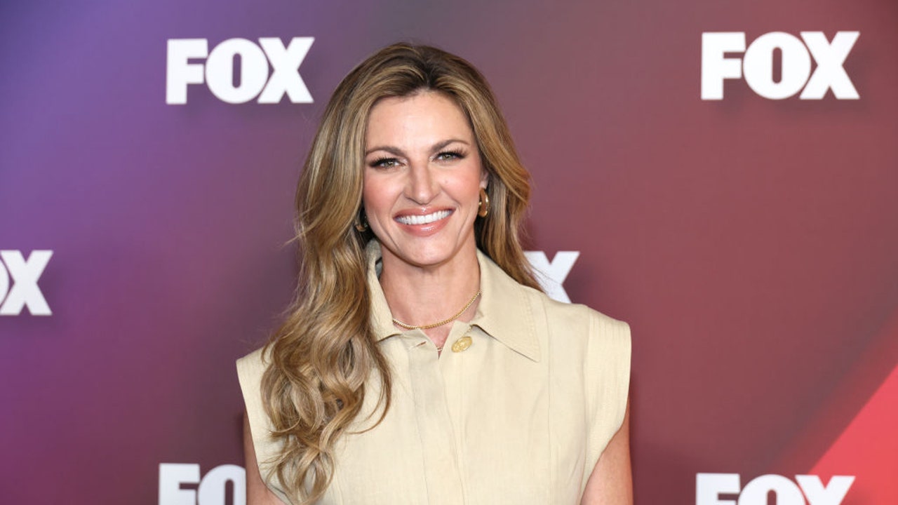 Erin Andrews dishes a ‘little intel’ on how NFL WAGs feel about Travis ...