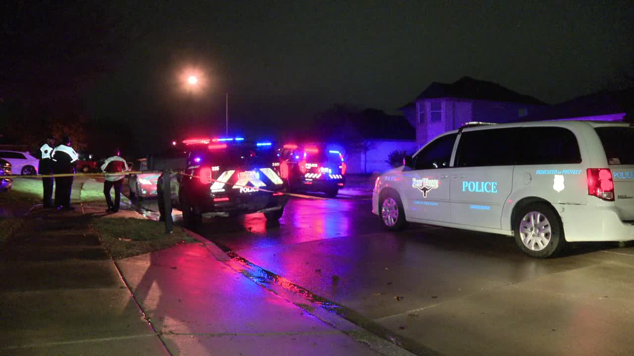 Fort Worth shooting leaves 1 dead, 1 critically injured, 3 others ...