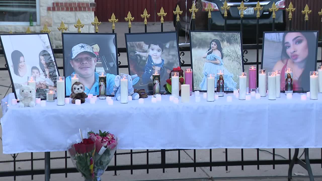 Vigil held for 4 killed in Dallas shooting - Vimarsana News