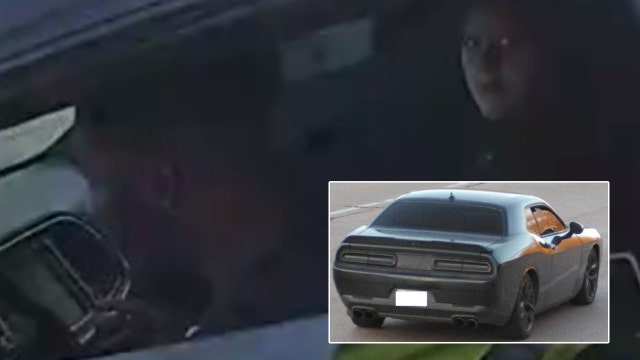 Dallas police looking for suspects who hit motorcycle officer with car