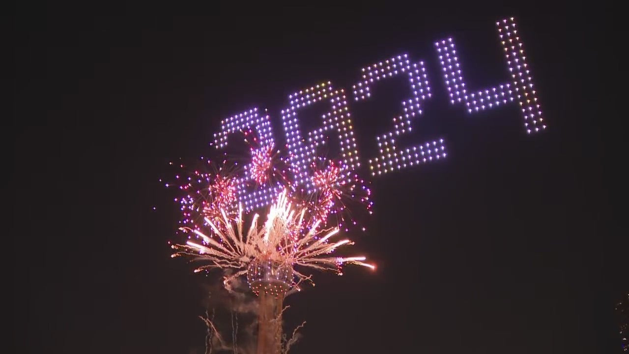 WATCH Dallas New Year’s Eve Fireworks and Drone Show