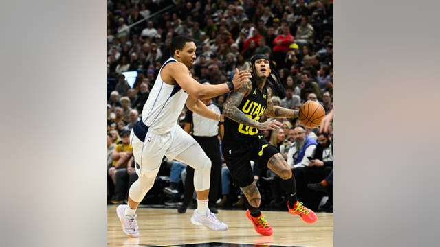 Clarkson posts the 1st Utah triple-double since 2008, helps Jazz beat Mavericks 127-90