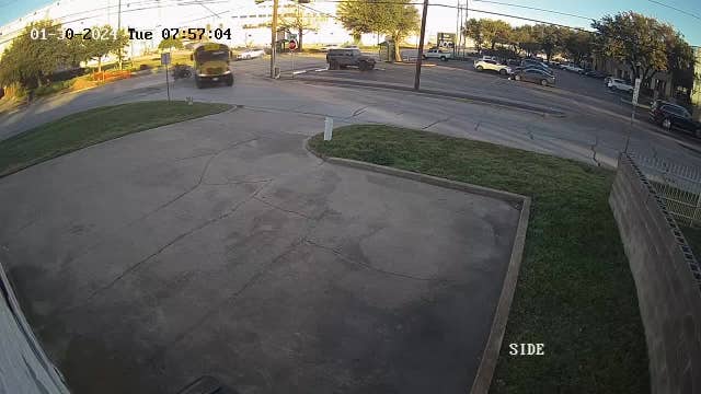 Video shows moments before Fort Worth crash involving school bus that killed motorcyclist