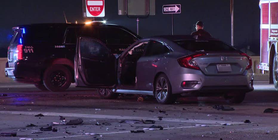 2 Haltom City police officers, other driver hurt in overnight crash