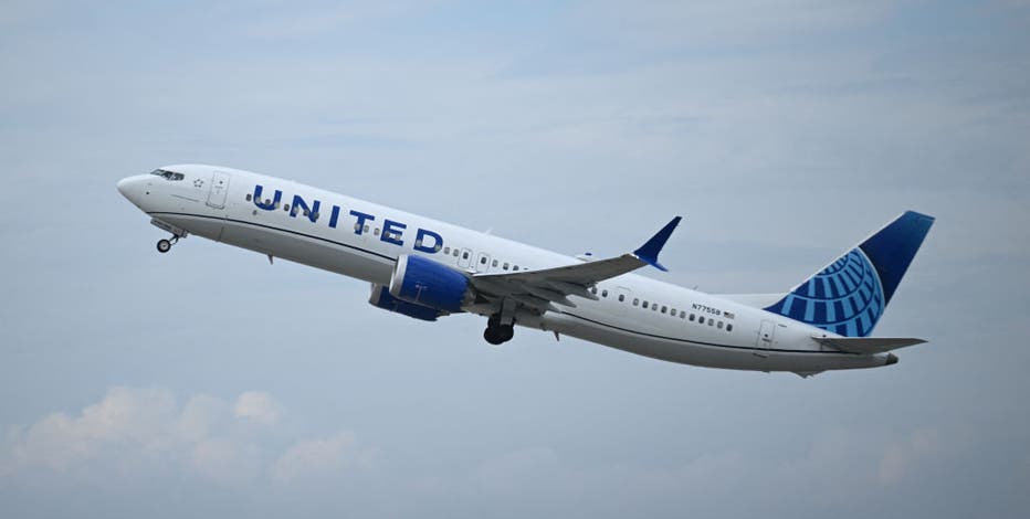 At United and Alaska airlines, frustration with Boeing's manufacturing problems is boiling over