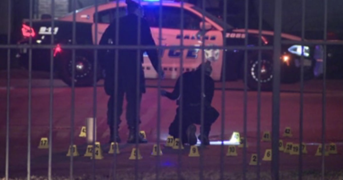 3 adults, 2 children shot in Dallas apartment parking lot | FOX 4 ...