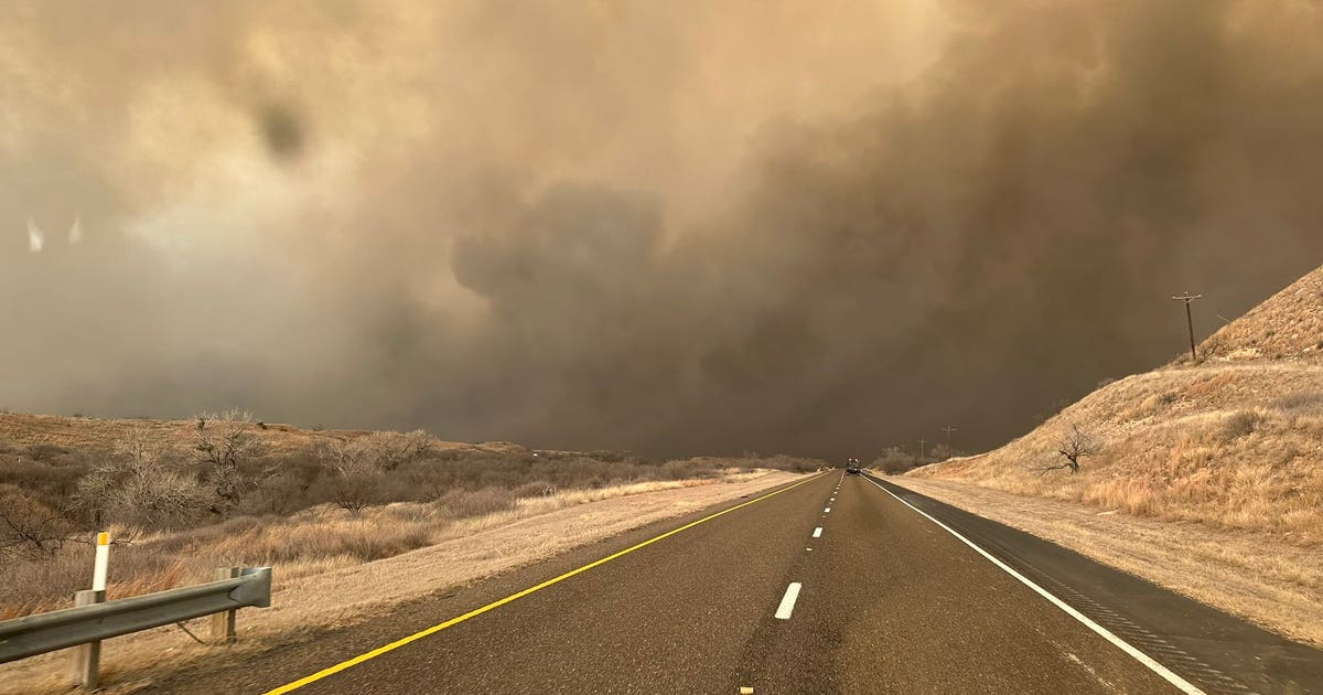 Rapidly expanding wildfires in the Texas Panhandle prompt evacuations ...