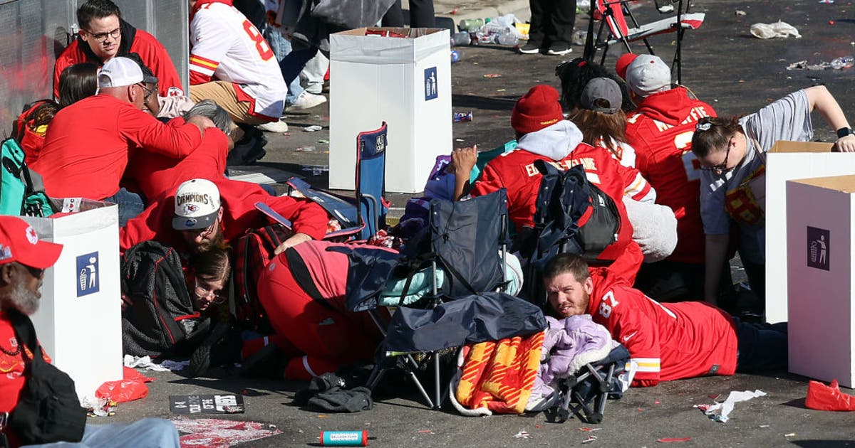 Kansas City Chiefs parade shooting: 2 juveniles, 1 adult in custody ...