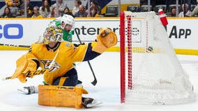 Stars score 4 in 1st period, rout Predators 9-2 for 3rd straight win