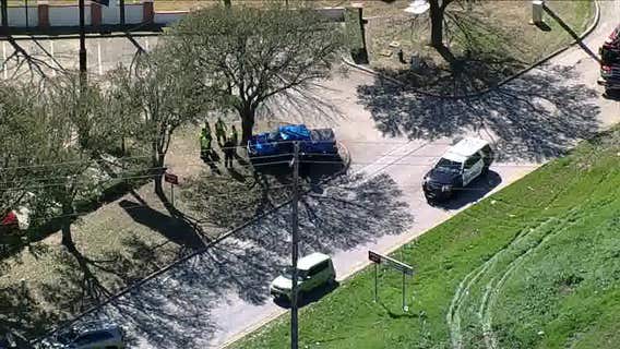 Suspects arrested after stealing $300,000+ from ATM, leading officers on chase in stolen car, police say