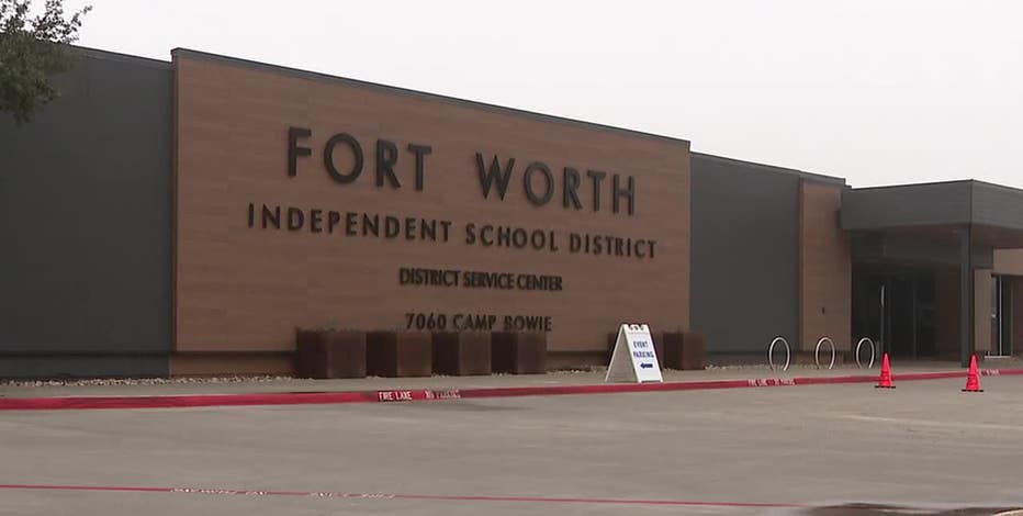 TEA warns Fort Worth ISD of potential school district takeover
