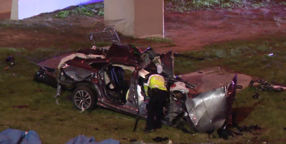 Irving police chase ends in Downtown Dallas crash; 4 dead, deputy injured