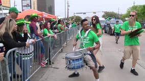 Rain in the forecast doesn't stop people from enjoying Dallas St. Patrick's Parade