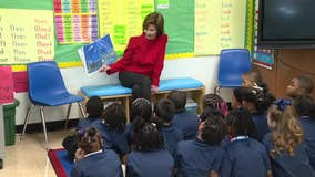 Laura Bush among those reading to kids for United Way Reading Day