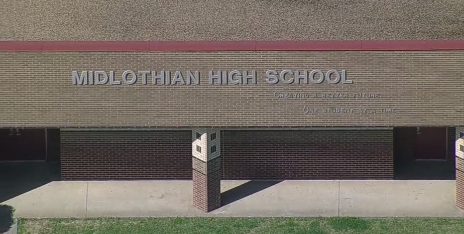 Midlothian student brought gun to campus, threatened to kill teachers, police say
