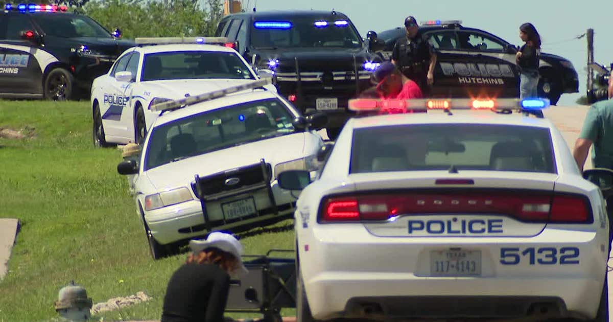 One Leg Student Dallas school shooting: Student shot in leg, gunman in custody at ...