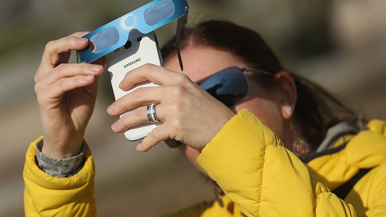 Como tirar fotos de eclipses com seu celular