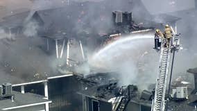 Crews battle 3-alarm fire at Northwest Dallas apartment complex