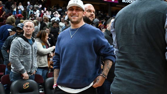 Johnny Manziel, Josie Canseco appear to make relationship official on social media