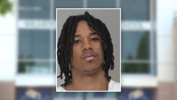 Bag wasn't checked properly when student brought gun through Wilmer-Hutchins metal detectors, trustee says