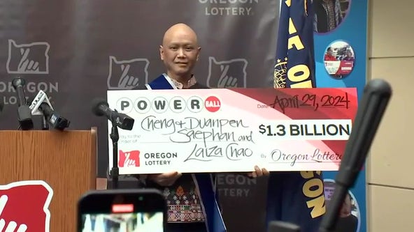 Oregon $1.3B Powerball winner is Laotian immigrant who has cancer