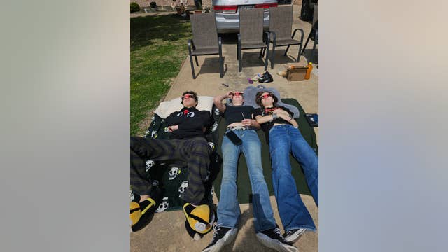 Dallas total solar eclipse: Enthusiasts enjoy celestial event over North Texas