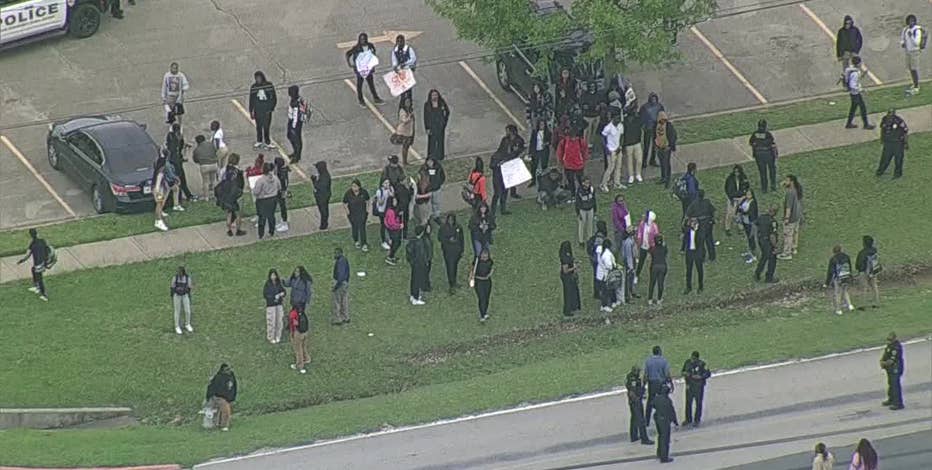 Wilmer-Hutchins High School students walk out of class on first day after shooting