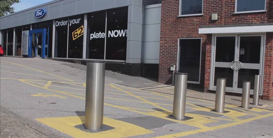 Fort Worth to install retractable barriers in attempt to increase safety near West 7th