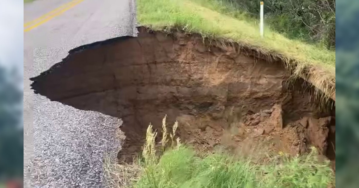 Heavy rain causes Anderson County road to collapse | FOX 4 Dallas-Fort ...