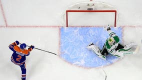 Oilers beat Stars 5-2 in Game 4 to tie Western Conference final