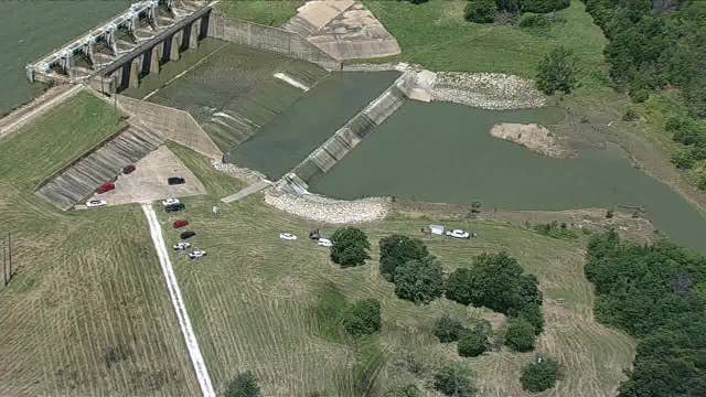 18-year-old pulled underwater while fishing in Dallas, body recovered