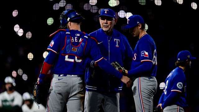 Elias Díaz has 2 hits including a tiebreaking single in a six-run 7th, Rockies beat Rangers 8-3