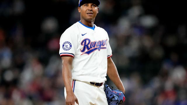 Ramírez leads late scoring barrage, Guardians deal Rangers their season-worst 4th straight loss