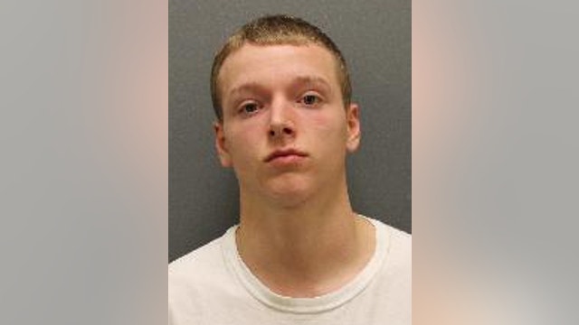 Denton shooting: 1 killed, 1 injured in shooting at apartment complex