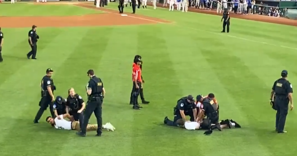 Congressional Baseball Game descends into chaos after protesters storm ...