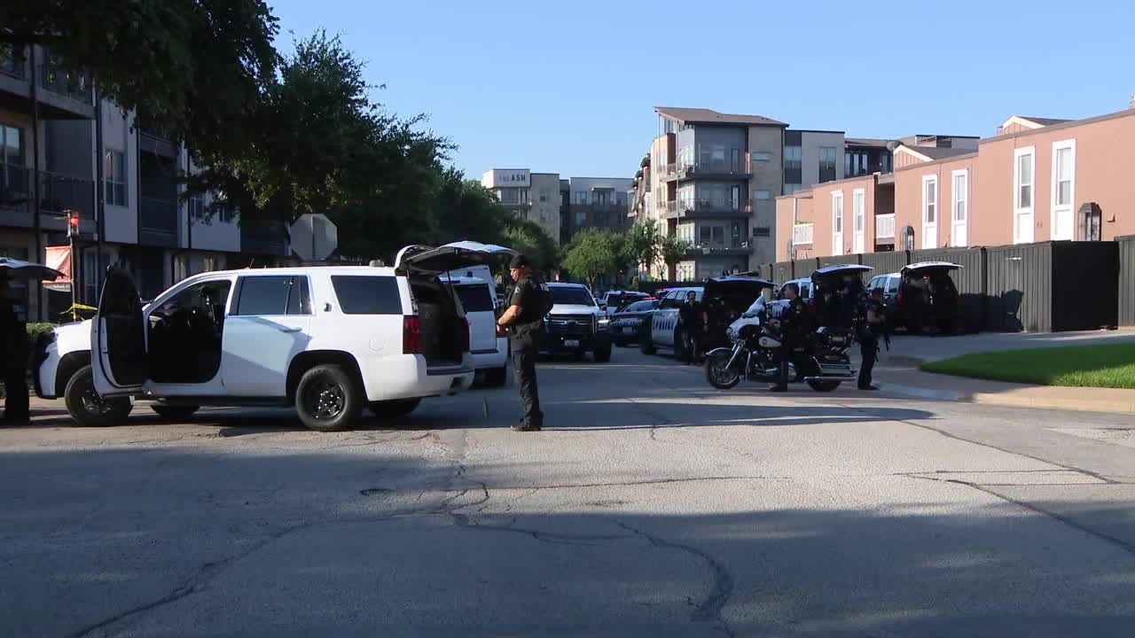 Hours-long SWAT standoff in northeast Dallas comes to an end Thursday