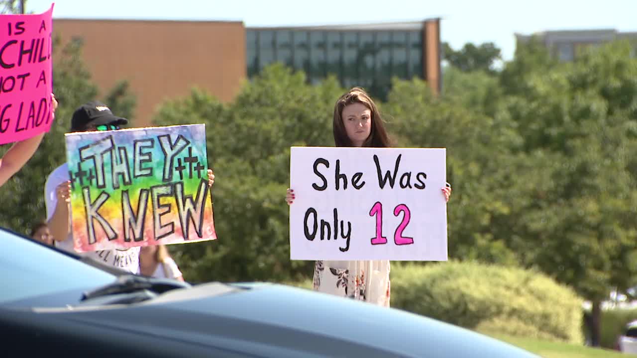 Protesters gather outside Gateway Church service Saturday amid abuse ...