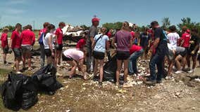 Ponder student athletes team up to help clean tornado damage