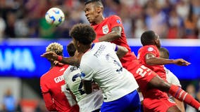 Panama scores late goal, beats shorthanded U.S. 2-1 at Copa America after Weah red card