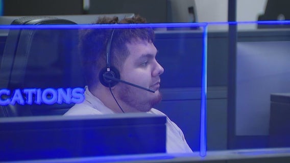 Dallas police holding job fair Saturday to fill 911 call taker, dispatcher needs