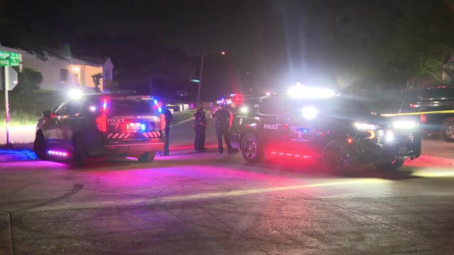 Fort Worth shooting: 2 injured at park, police say