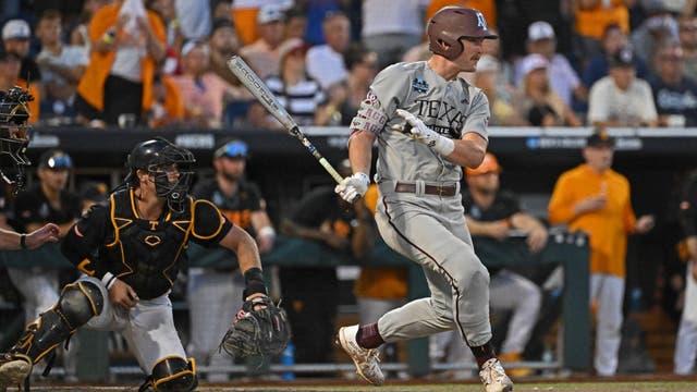 Tennessee earns first national title in baseball with 6-5 win over Texas A&M