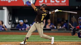 David Peralta hits 1st homer of the season, helps the Padres beat the Rangers 6-4